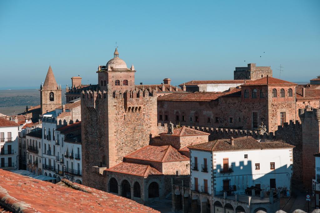Pintores Rooms Apartamentos Turisticos Caceres Exterior photo