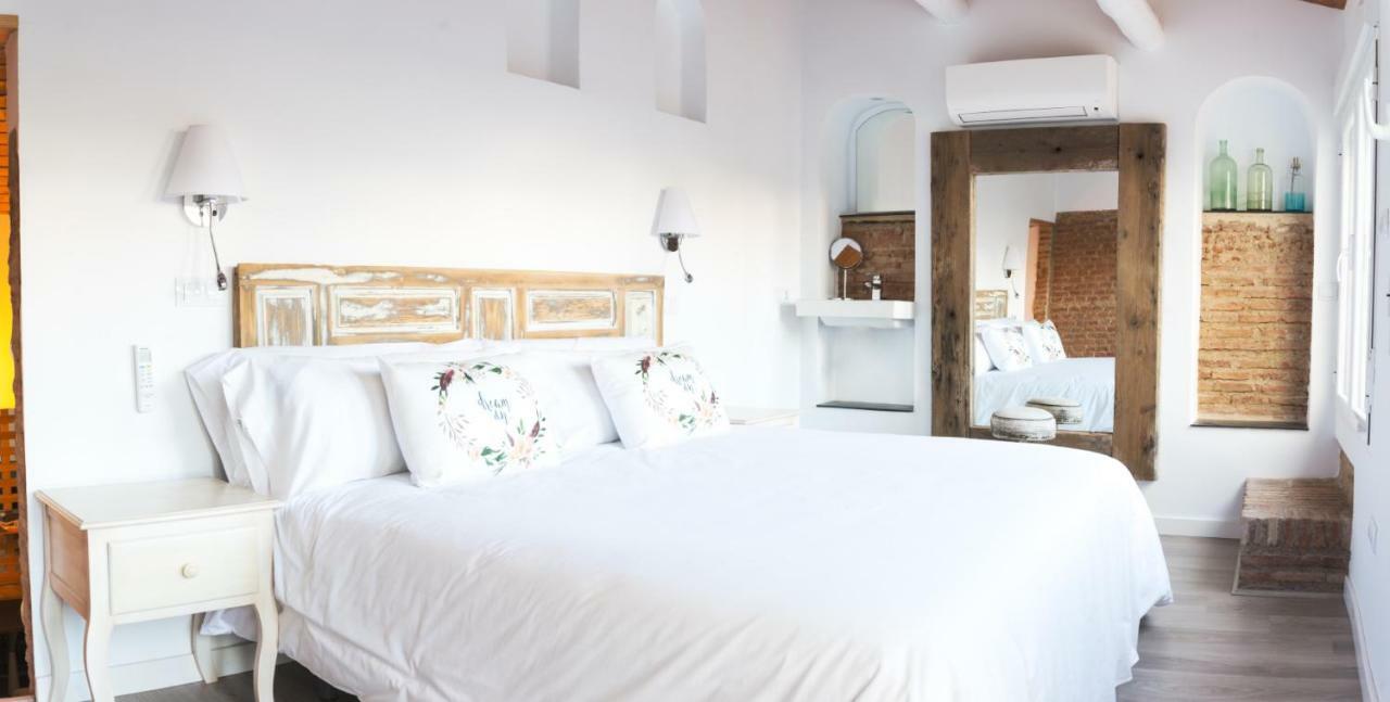 Pintores Rooms Apartamentos Turisticos Caceres Exterior photo